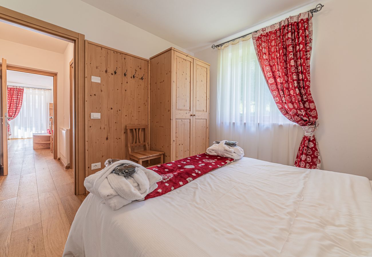 Dolomites Elements - Maple