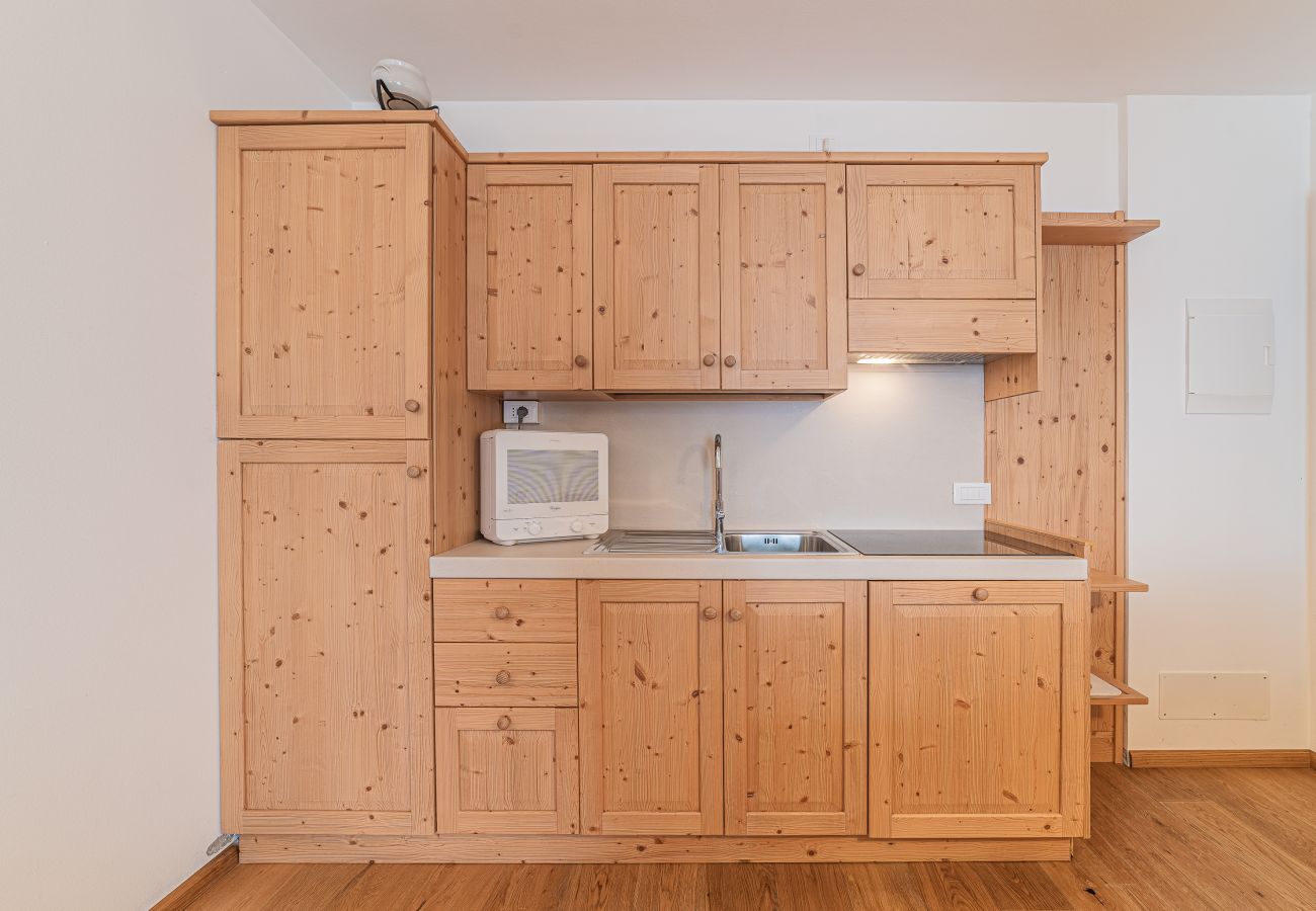 Dolomites Essence - White Pine 