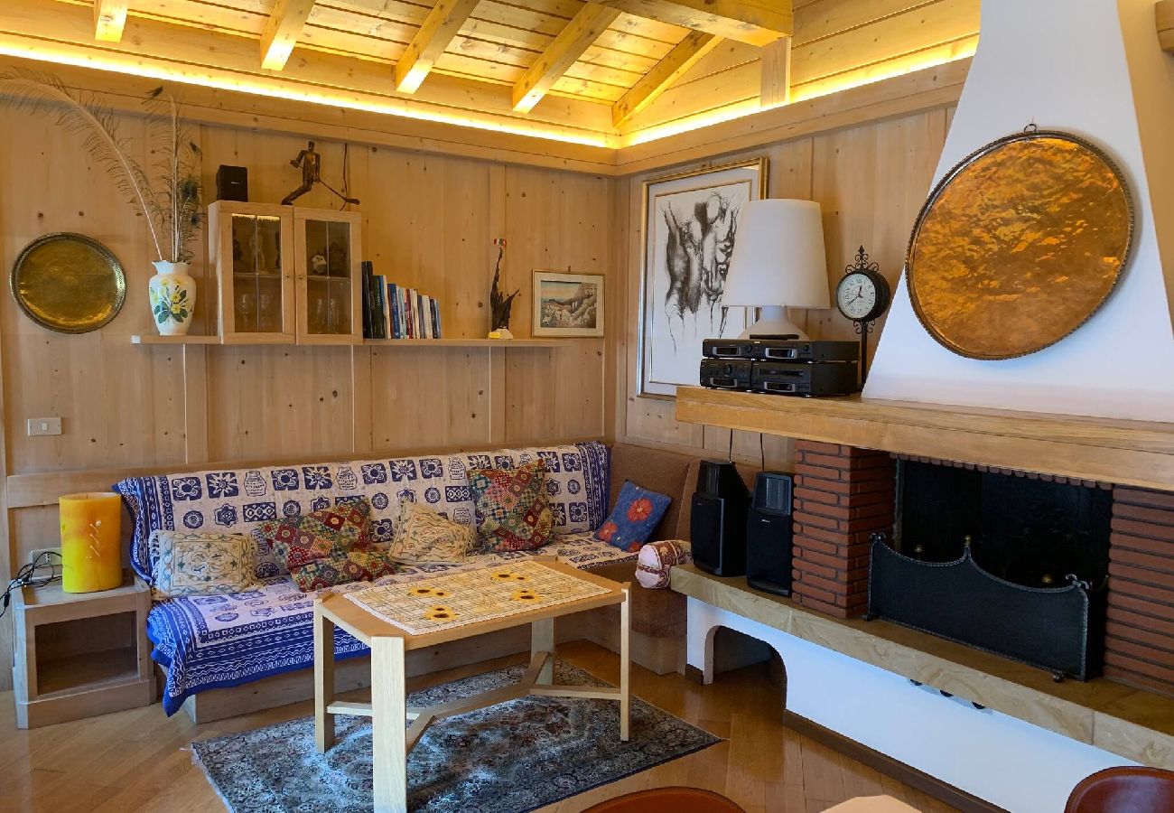 Ferienwohnung in Alleghe - Tizzi Home Mansarda