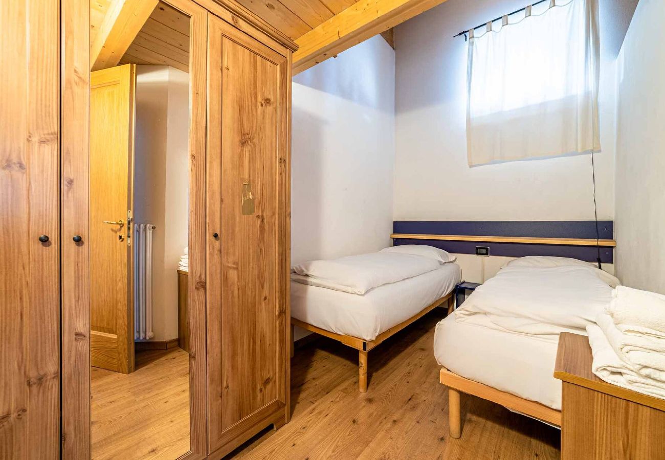 Ferienwohnung in Alleghe - Appartamento Dolomiti Alleghe Ferienwohnung in Alleghe - Appartamento Dolomiti Alleghe