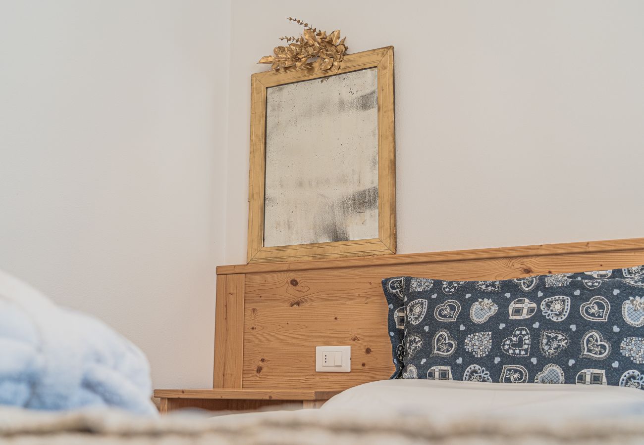 Dolomites Essence - White Pine 