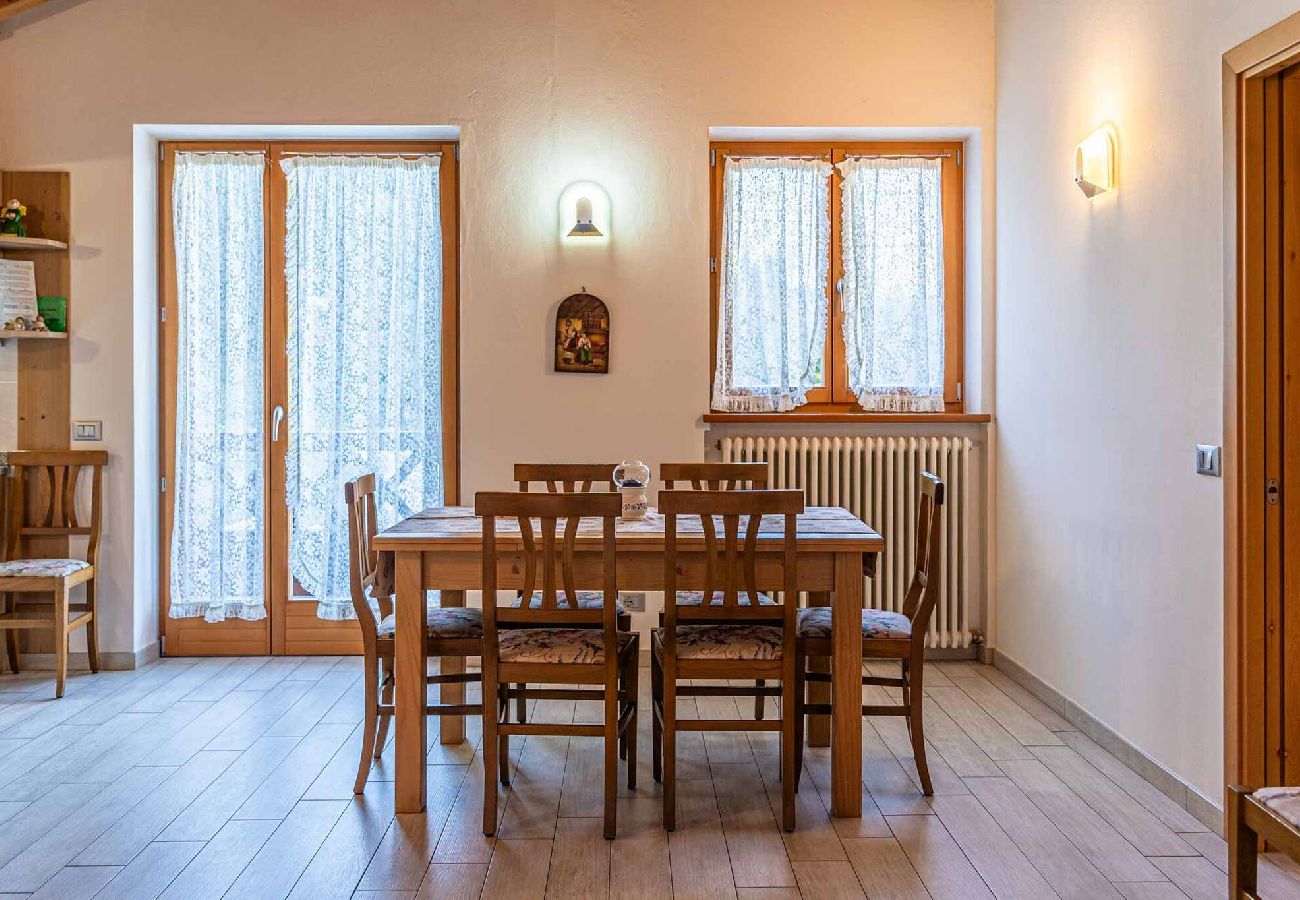 Ferienwohnung in Rocca Pietore - Chalet al Lago Alleghe Marmolada