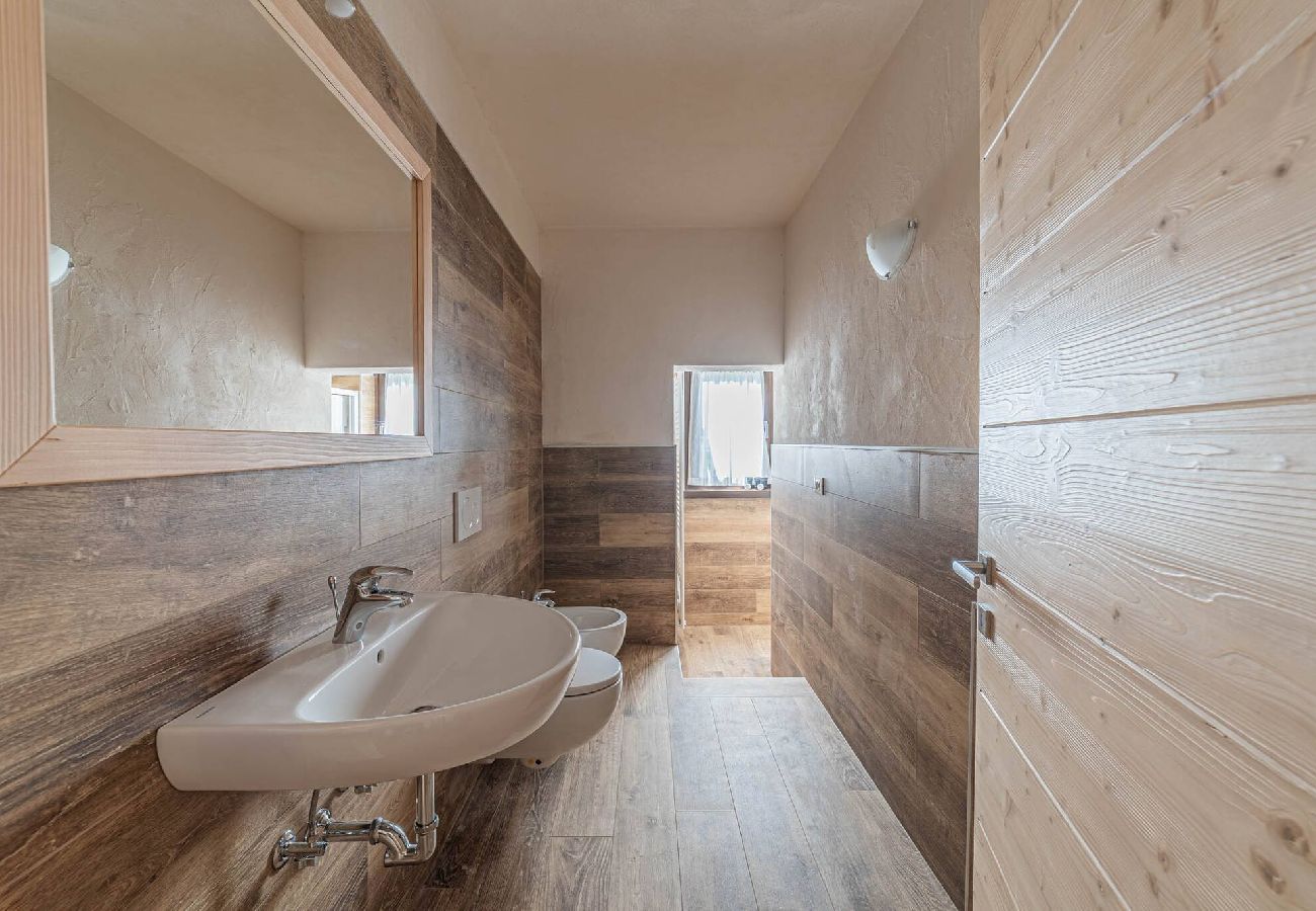 Ferienwohnung in Falcade - Appartamento Biois