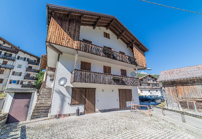 Ferienwohnung in Pie´ Falcade - Appartamento Focobon Ferienwohnung in Pie´ Falcade - Appartamento Focobon