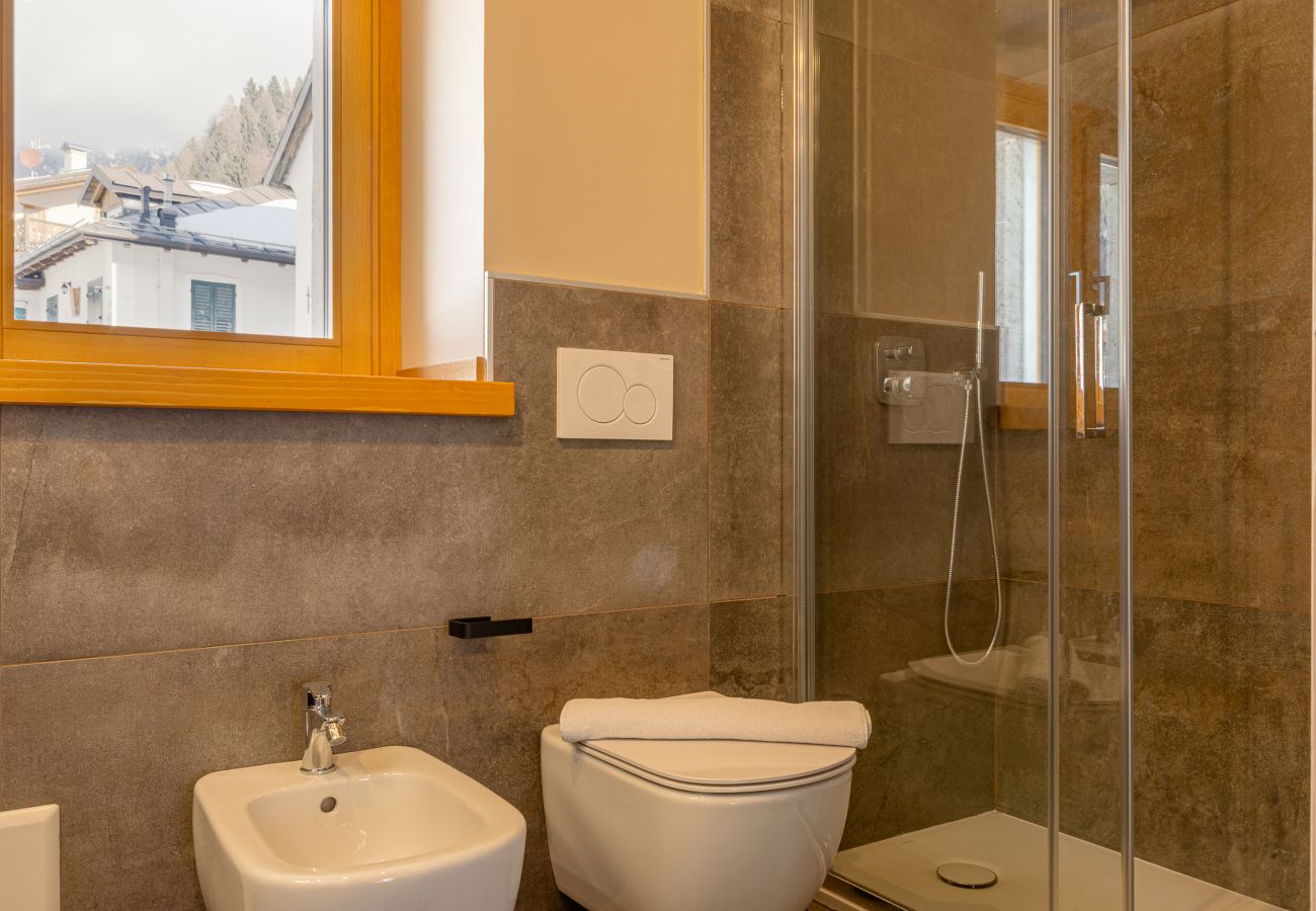 La Corte Antica 1733 - The Golden Court