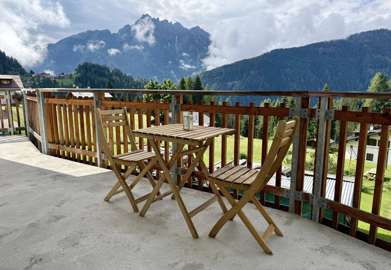 Feder Peaks - Sunny