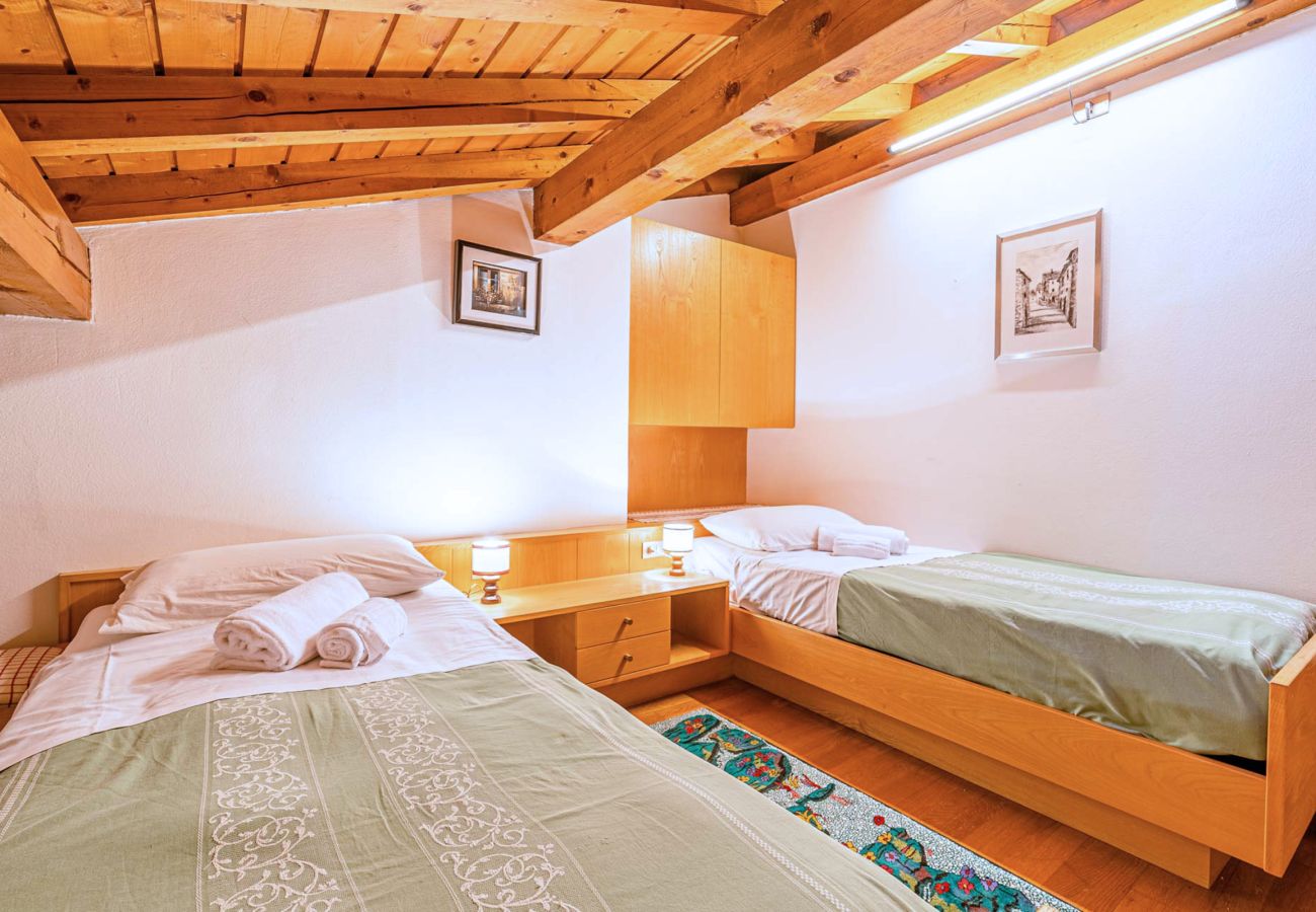 Apartament w Alleghe - Tizzi Home Mansarda