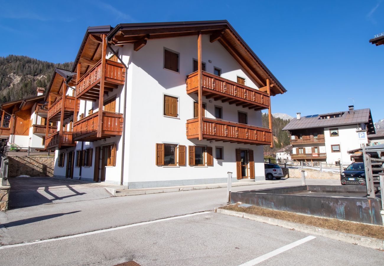 Apartament w Falcade - Appartamento Villa Elisa 9